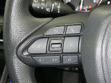 ステアリングスイッチ装備!運転しながら手元でオーディオの操作などができます。
