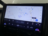 14インチのディスプレイオーディオ装着です。スマホとの通信で様々なサービスが楽しめます。TV視聴にも対応しています。
