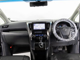 ★使いやすさや安全性を追求したステアリング周り!高級車ゆえにスイッチ類が多いのも特徴ですね!考え尽くされた配置ですぐに使いこなす事が出来ますのでご安心下さい!是非、体感してみて下さい!!