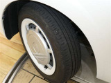 タイヤ残り溝もバッチリ!溝が少ないとスリップしたりブレーキ時の制動距離が長くなってしまいます。交換までまだまだ余裕があるのは経済的にも助かります。