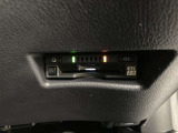 ETC2.0ユニットが搭載。従来のETCに加えて渋滞回避支援や安全運転支援などの情報サービスも提供。より安全で快適な道路利用をサポート。