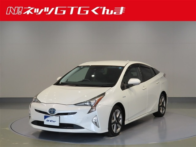 トヨタ プリウス 