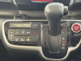 【オートエアコン】車内温度を感知して自動で温度調整をしてくれるのでいつでも快適な車内空間を創り上げます!