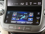 使いやすさや安全性を追求したステアリング周り!高級車ゆえにスイッチ類が多いのも特徴ですね!考え尽くされた配置ですぐに使いこなす事が出来ますのでご安心下さい!是非、体感してみて下さい!!