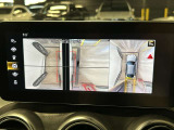 バックカメラにより駐車時の後方確認も楽にできます。