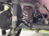 お車を安心してお乗りいただく為には、足回りの定期点検が欠かせません。サービスサポート(有償保証)では無料点検もご提供しており、安心のカーライフをお過ごしいただけるサポート体制が整っています。