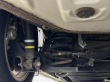 お車を安心してお乗りいただく為には、足回りの定期点検が欠かせません。サービスサポート(有償保証)では無料点検もご提供しており、安心のカーライフをお過ごしいただけるサポート体制が整っています。