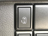 【パワースライドドア】スマートキーや運転席のスイッチでスライドドアの開閉が可能♪電動だから力を入れてドアを開ける必要が無く、小さいお子様でも、重い荷物を持っている時もラクに開け閉めできます♪