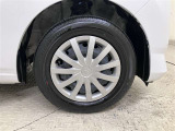 純正スチールホイールキャップ付です!タイヤサイズは155/70R13
