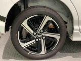 納車前にはプロのメカニックが点検、整備を行いますので安心してお乗り頂けます!!
