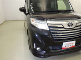 フォグランプ装着車です。暗い夜道の車両前方を明るく照らします
