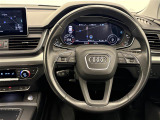 Q5  4WD 本革シート
