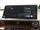ディスプレイオーディオを装備。スマホとクルマをつなぐことで、これまでのナビに加えて、いろんなサービスが楽しめます。