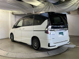 走りにこだわりながら収納力も持ち合わせたお車です。荷物を載せて軽快なドライブを楽しめますよ♪