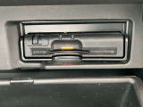 すっきり埋め込み型ETC車載器(高速道路の利用時に 料金所の通過をスムーズに行うために自動で料金を精算するシステム)