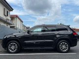 台形のホイールハウスもJeepの特徴。横から見てもJeepだとわかりますね!