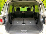 普段のお買い物や通勤、送迎等に十分な荷室スペースを確保しております。セカンドシートを倒すと、大きな荷物の積載も可能です♪