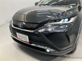 LEDヘッドライトです。デザイン性がよくとても明るいので、夜間の走行や悪天候でも安心です。しかも長寿命!