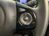 【クルーズコントロール】高速道路もラクラク走行。アクセルを離しても一定速度で走行ができ、長距離運転時の負担を軽減!加速・減速も簡単なスイッチ操作で調整できます。