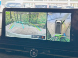 【アラウンドビューモニター】専用のカメラにより、上から見下ろしたような視点で360度クルマの周囲を確認することができます☆死角部分も確認しやすく、狭い場所での切り返しや駐車もスムーズに行えます。