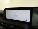 12.3インチのディスプレイオーディオ装着です。スマホとの通信で様々なサービスが楽しめます。TV視聴にも対応しています。