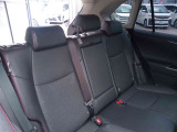 ゆとりある広々とした車内空間は、ドライブを始め買い物やレジャーなど、幅広く活躍します。一人でもみんなとでもお出かけを楽しみましょう!