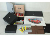 ■取扱説明書■スペアキー■定期点検記録簿■Ferrari F12berlinetta70th Anniversary Tailor Made Collection付属品