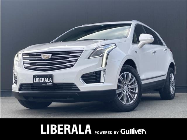 XT5クロスオーバー ラグジュアリー 4WD 本革シート
