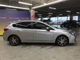 エンジンルーム、室内、クリーニング済みです。厳選したお車を屋内展示場にて展示中☆車両品質には自信がございます!ぜひ一度ご来店ください!!