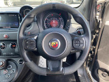◆LIBERALAは、輸入車選びの新たなスタイルを提案するインポート・セレクト・ブランドです。オーナー様となる方がクルマから直接感じる感性を第一にした、最良の一台との出会いをコーディネートいたします。