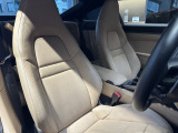 当センターでは、同系列の小石川中古車センター並びに六本木中古車センター、高輪中古車センターの在庫もご紹介、ご購入頂く事も可能でございます。詳細は、お気軽にお問い合わせ下さいませ。