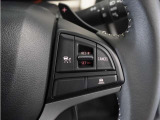 ◆アダプティブクルーズコントロール◆予め設定した車速内でクルマが自動的に加減速。前走車との適切な車間距離を維持しながら追従走行します。