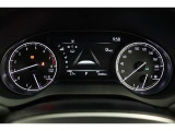 マルチインフォメーションディスプレイ付きのメーターです!エコ運転へ導く多彩な情報を表示してくれます。