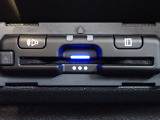 ■【ETC車載器】が装備されています。セットアップをしてお渡しとなり、ETCカードを差し込むだけで高速道路の利用が可能です。