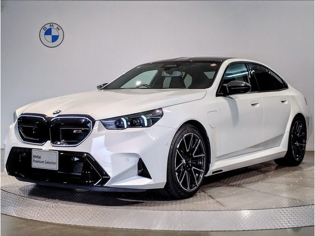 M5 4.4 4WD 
