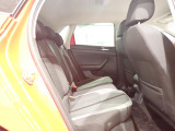楽な姿勢で座ることが出来るので長時間の運転でも疲れにくいですし体もぶれにくいですよ。
