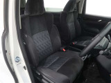 見通しのよいすっきりとした視界で、誰でも運転しやすいです。運転のしやすさは疲れにくさにも繋がりますよ♪