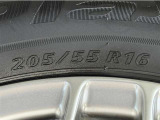 タイヤサイズは【205/55R16】