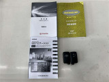 【キーレス】少し離れた場所からでもボタン一つでドアの開錠・施錠ができるのでとっても便利!