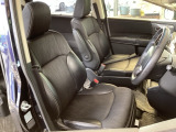 Honda認定中古車 U-Selectは3つの安心をお約束します。■Honda車のプロが整備した安心■第三者機関がチェックした安心■購入後もHondaが保証する安心
