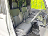 もちろん車内はキレイです♪よりクリーンな状態をキープしたいお客様には『ナノゾーンコート』がおすすめ!新型コロナウイルス対策や、除菌・消臭に効果を発揮し多くの方にご好評いただいております。