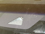 【トヨタセーフティセンス】走行中に前方の車両等を認識し、衝突しそうな時は警報とブレーキで衝突回避と被害軽減をアシスト。より安全にドライブをお楽しみいただけます。