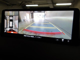 狭い場所での駐車やすれ違いなどでより的確な運転操作に役立つ360&deg;ビューモニターが装備されています。