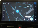 ディスプレイオーディオ(コネクティッドナビ対応)PLUS搭載。T-Connectご契約で2030年7月まで無償で利用できるナビ(期限到来後は有償)と、解約後も利用できる車載ナビが搭載されています。