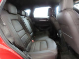 【車内ルームクリーニング済】展示前に内装・外装をプロがしっかりとクリーニングしております。