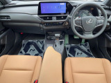 UX 250h バージョンC 