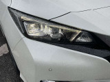 LEDヘッドランプ仕様。シャープな白光色のLEDランプを採用しました。夜の視界を明るくしてくれます。