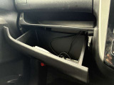 グローブボックスです!車内の収納力もある車です!