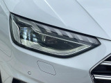 ●LEDハイビームが多数独立で存在し、ハイビーム時に対向車や前方を走る車の部分をロービームに切り替えが可能!!シーケンシャルウインカーも装備!!