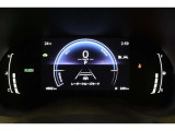 マルチインフォメーションディスプレイ付きのメーターです!エコ運転へ導く多彩な情報を表示してくれます。